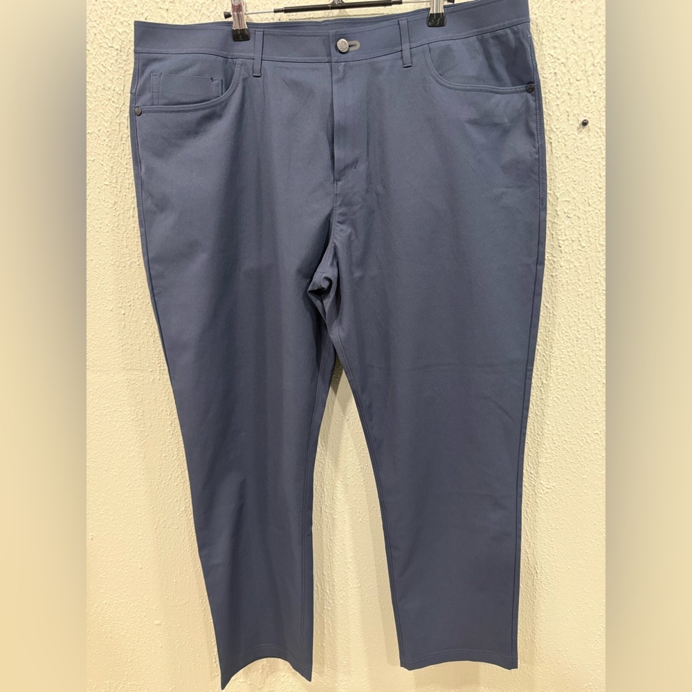 Public Rec Mens Straight Work Day
Pants 2.0 (Dealmaker 5 Pocket)
Navy Blue 40X30